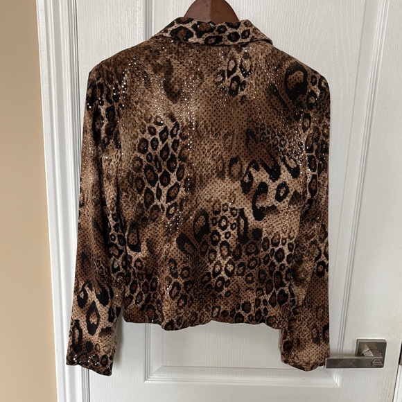 Ruby Ribbon Leopard Print Bomber Jacket - Picture 5 of 5